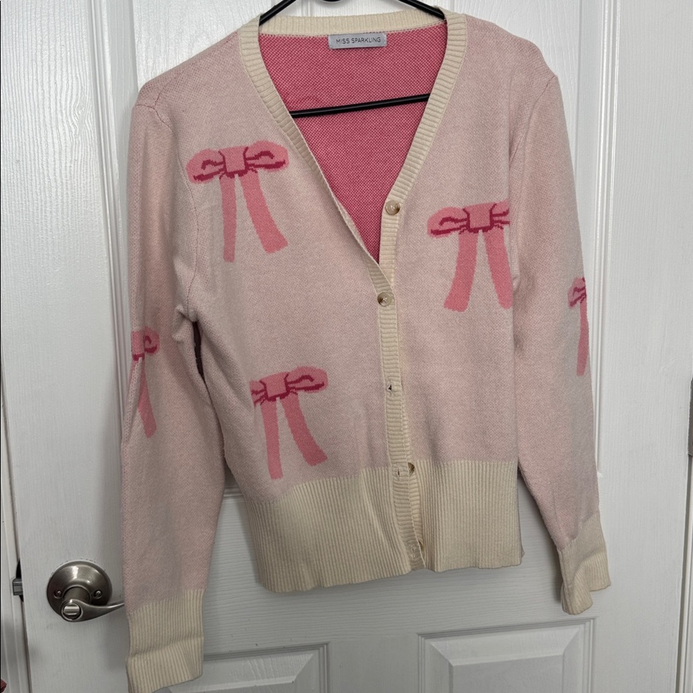 Light Pink Cardigan with Bow Details Sz M